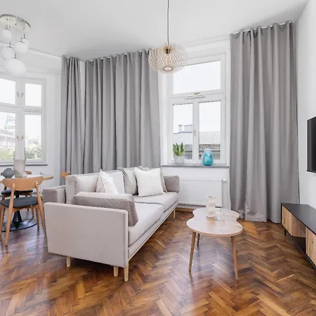 Apartment 2 Bedroom For 6 - Augustianska 1 Street *
