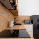 2 Bedroom For 6 - Augustiańska 1 Street Lägenhet