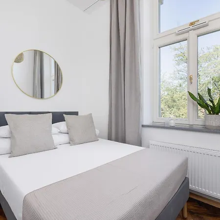 2 Bedroom For 6 - Augustianska 1 Street * كراكوفيا