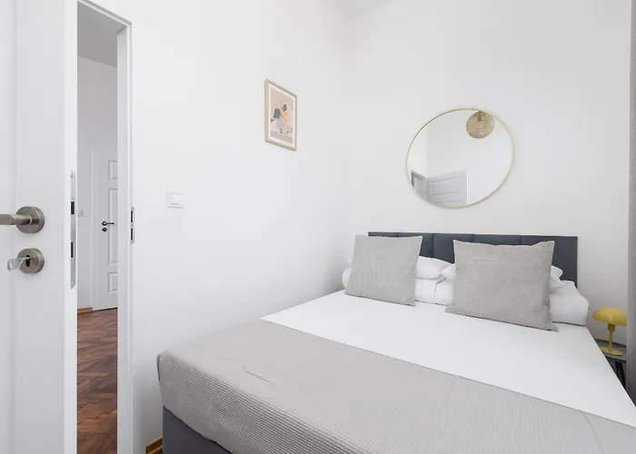 2 Bedroom For 6 - Augustianska 1 Street Appartement