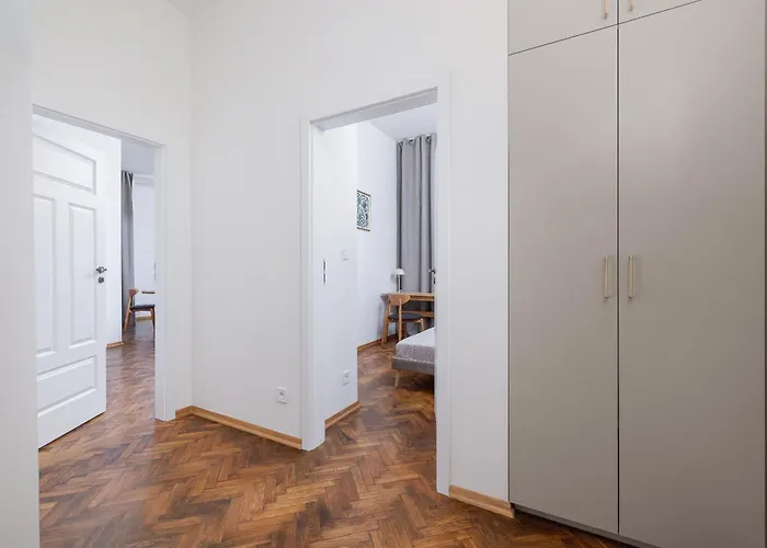 Appartement 2 Bedroom For 6 - Augustianska 1 Street *