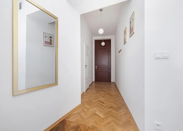2 Bedroom For 6 - Augustianska 1 Street *